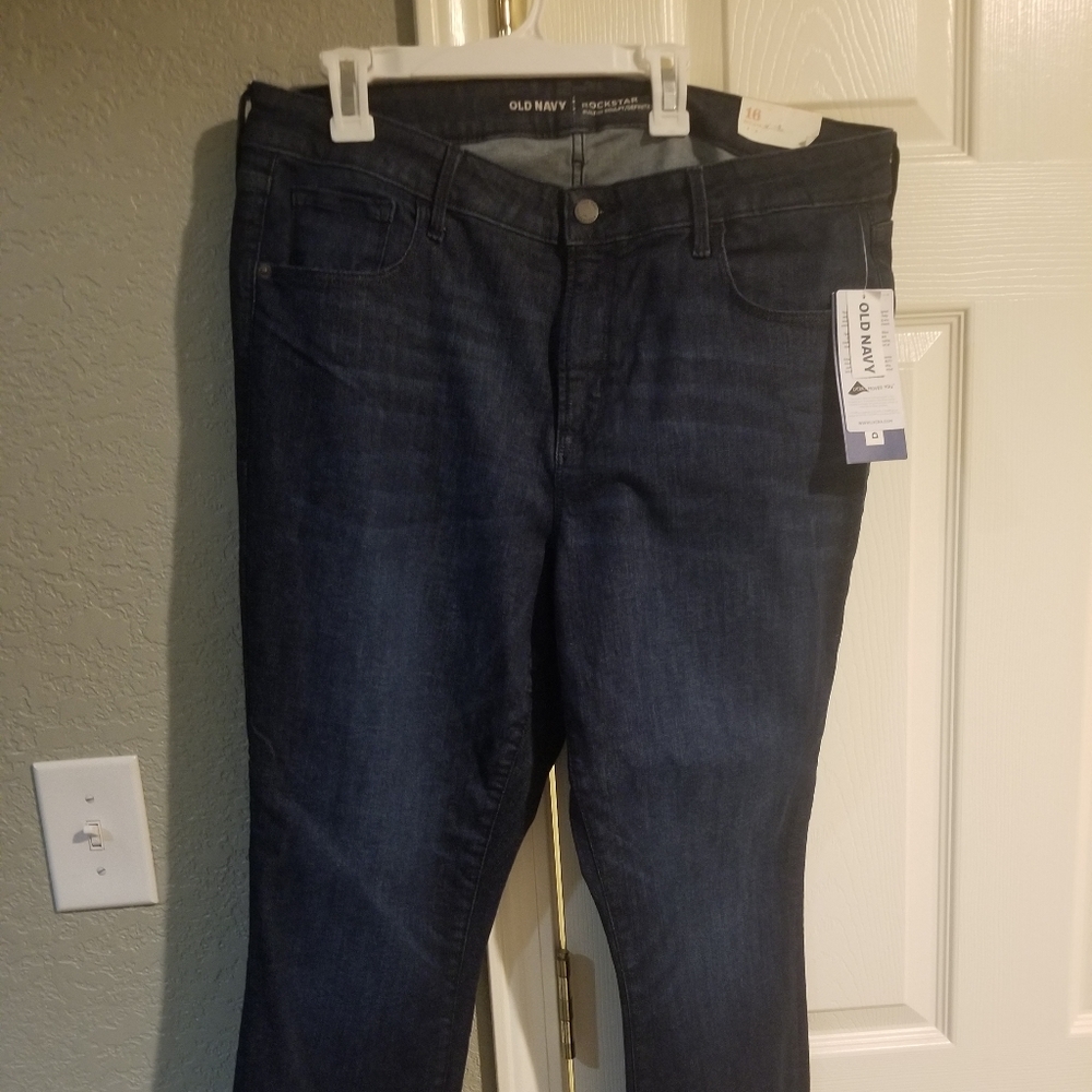 Old Navy Rock Star Super Skinny Jeans